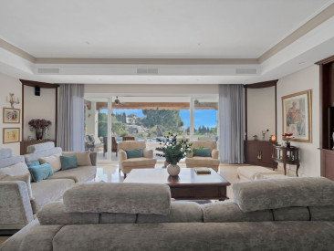 Villa in Marbella — photo 5