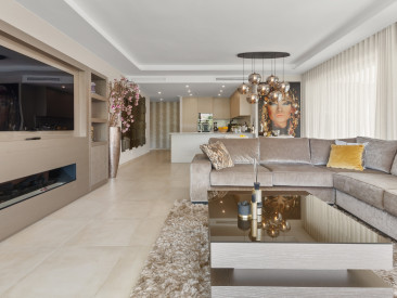 Apartment in Estepona — photo 2