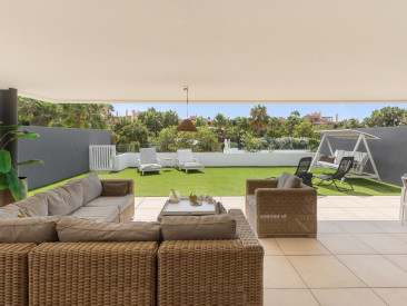 Apartment in Estepona — photo 3