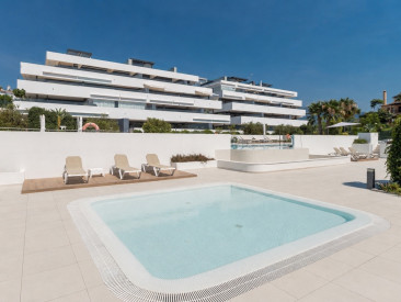 Apartment in Estepona — photo 4