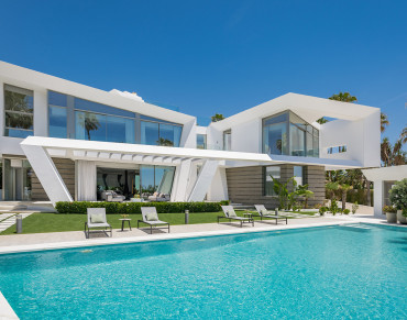 Villa for sale in Marbella East - TMNV0626