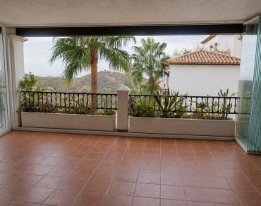 Apartment for sale in Altos de Calahonda - SPCRM5460