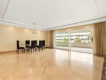 Apartment in Marbella — photo 5