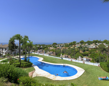 Town House for sale in Calahonda - ST6366