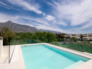 Penthouse in Marbella — photo 2