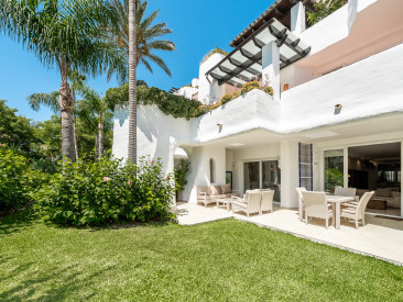 Apartment in Marbella — photo 2