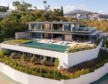 Villa for sale in Benahavis - DA-2026-9417