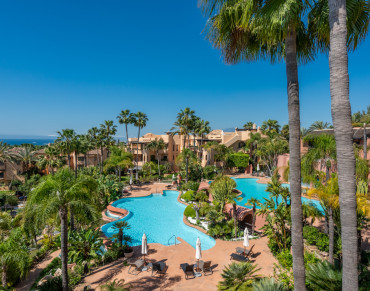 Apartment for sale in Marbella Golden Mile - PANR-16553