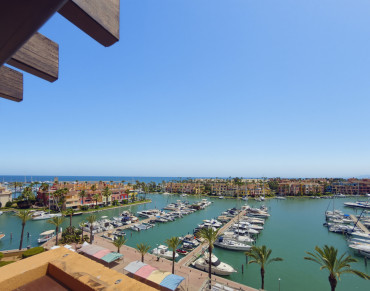Penthouse for sale in Marina de Sotogrande - A045