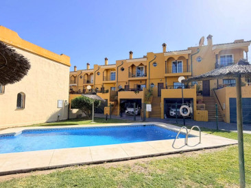Town House in Manilva — photo 2