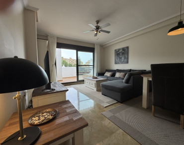 Apartment for sale in Estepona - R5443357