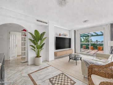 Apartment in Marbella — photo 2