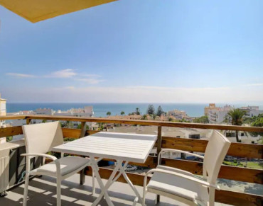Apartment for sale in Estepona - R5433664
