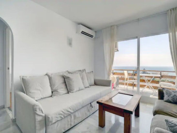 Apartment in Estepona — photo 2
