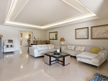 Apartment in Estepona — photo 6