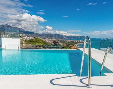 Apartment for sale in Torrox Costa - KRI2607E