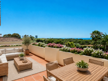 Villa in Marbella — photo 2