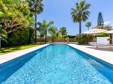 Villa in Marbella — photo 2