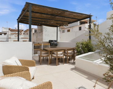 Town House for sale in Eastpona Town - TMRT11647