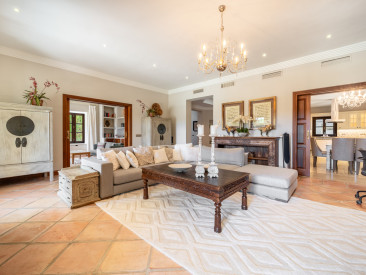 Villa in Marbella — photo 3