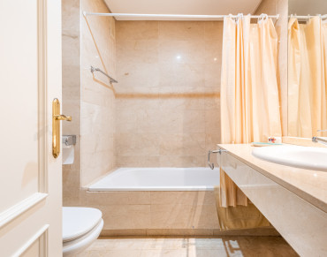 Penthouse for sale in Guadalmina Baja - DM5437