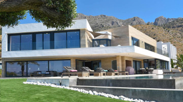 Villa for sale in Altea, Alicante €4.895.000 — photo 2 of 148