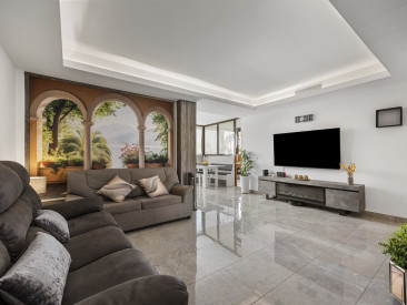 Apartment in Marbella — photo 3