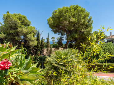 Apartment in Marbella — photo 5