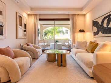 Apartment in Marbella — photo 2