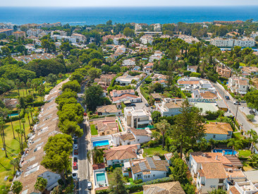 Villa in Marbella — photo 3