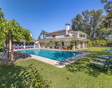Villa for sale in Estepona East - 343-R5367022