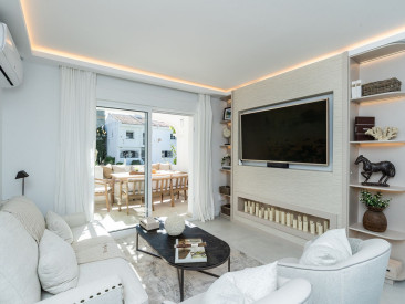 Town House in Marbella — photo 3