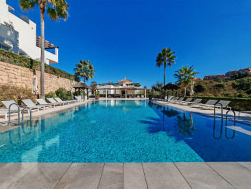 Apartment in Marbella — photo 2