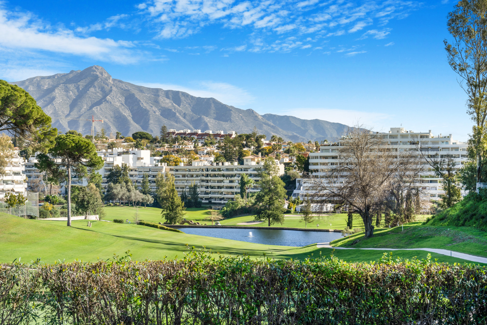 5904MLA - Apartment in San Pedro de Alcantara