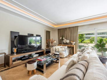 Apartment in Marbella — photo 4