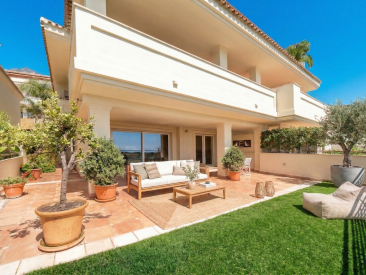 Apartment in Marbella — photo 2