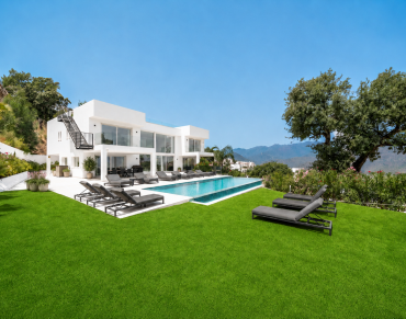 Villa for sale in Marbella East - W-04AMRO
