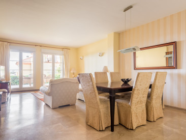 Apartment in Marbella — photo 4