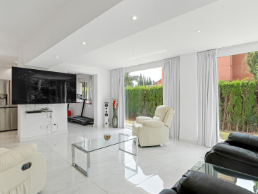 Villa in Marbella — photo 5
