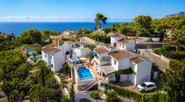 Villa for sale in Baladrar, Benissa €685.000 — photo 4 of 36