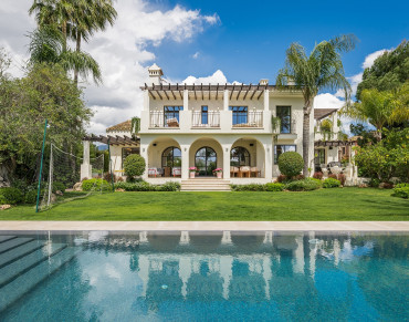 Villa for sale in Linda Vista Baja - DM5442