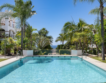 Apartment for sale in Marbella Golden Mile - PLP09888
