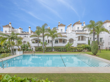Apartment in Marbella — photo 2
