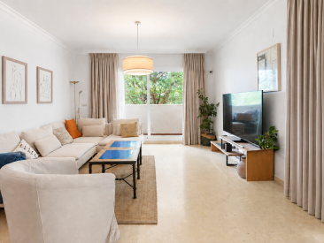 Apartment in Marbella — photo 4