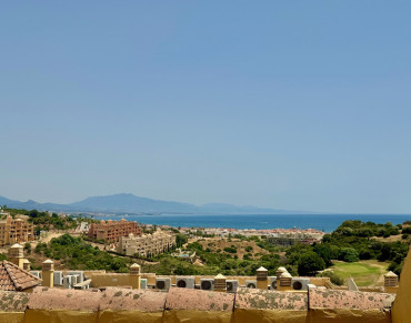 Penthouse for sale in Duquesa Village - 3392