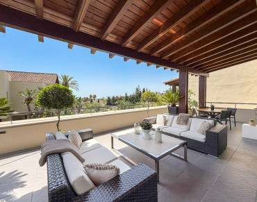 Apartment for sale in Marbella Golden Mile - DE1575