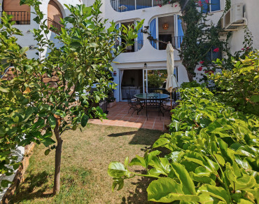 Town House for sale in Marbella East - BEMT335