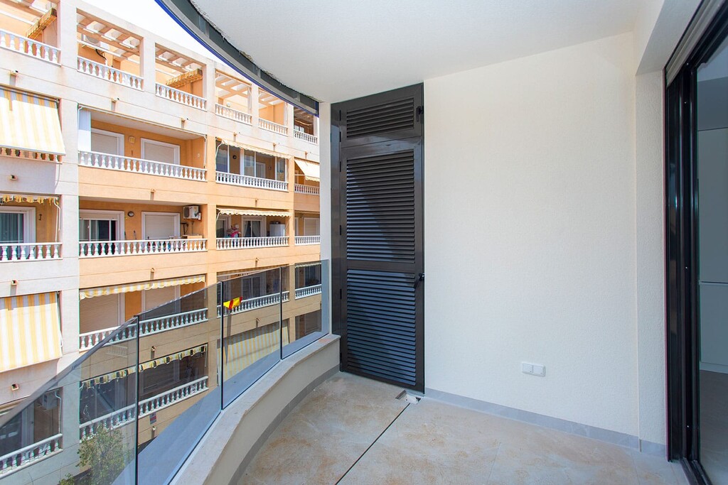 JHN0892 - Apartment in Torrevieja