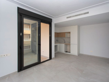 Apartment in Torrevieja — photo 4