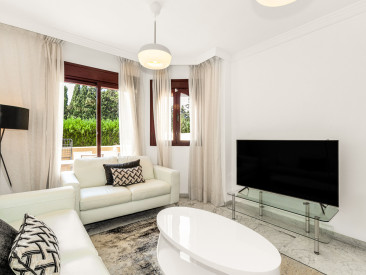 Town House in Marbella — photo 5